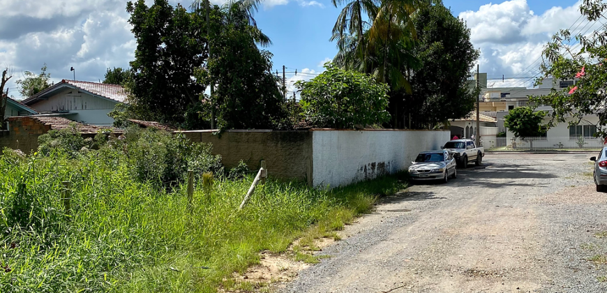 Terreno em Canta Galo