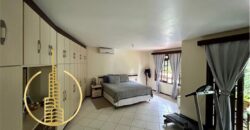 Casa 05 dormitórios