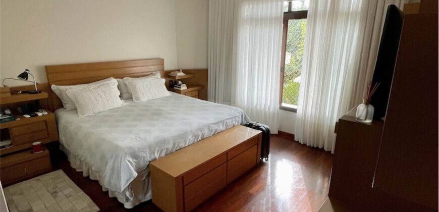Casa Alto Padrão