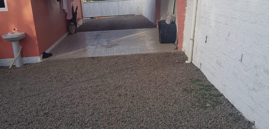 Casa 03 dormitórios