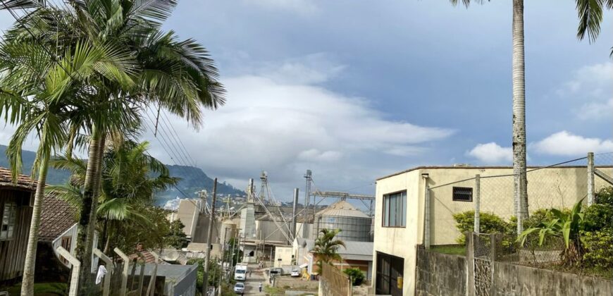 Terreno com Galpão