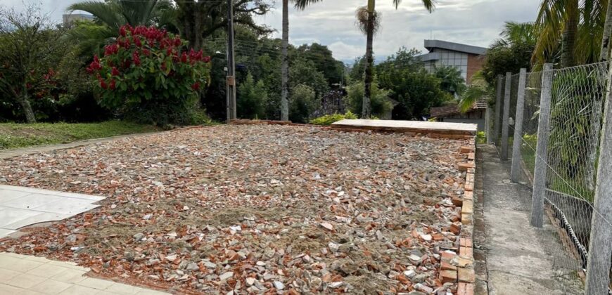 Terreno com Galpão