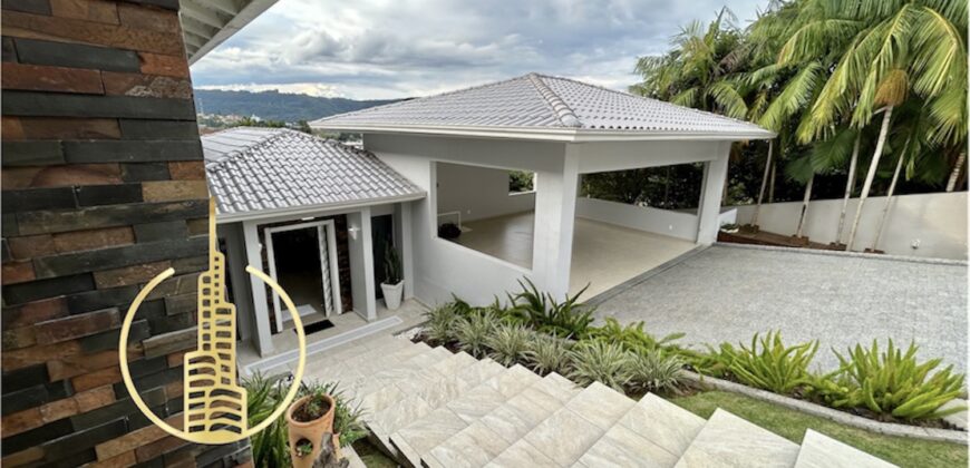 Casa Altíssimo Padrão