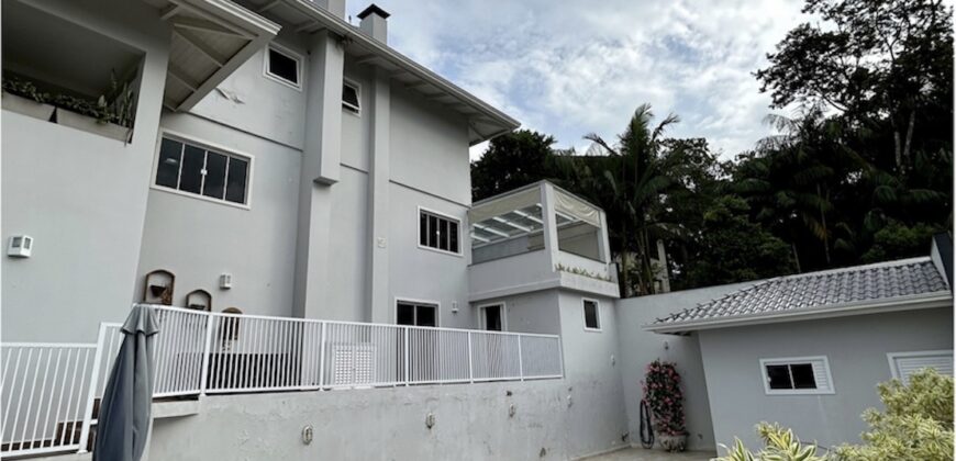 Casa Altíssimo Padrão