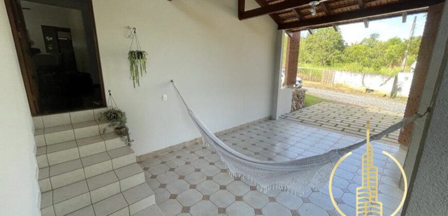 Casa 03 dormitórios