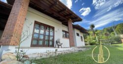 Casa 03 dormitórios