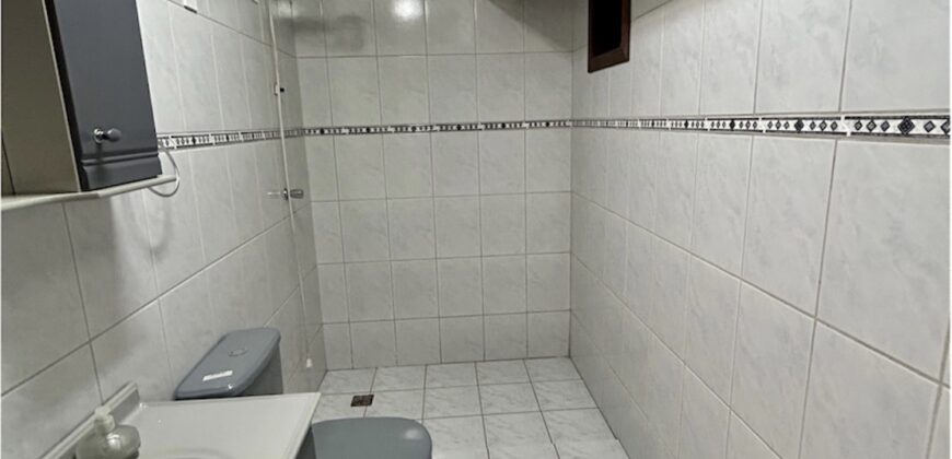 Casa 03 dormitórios