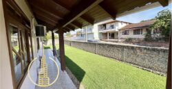 Casa 03 dormitórios