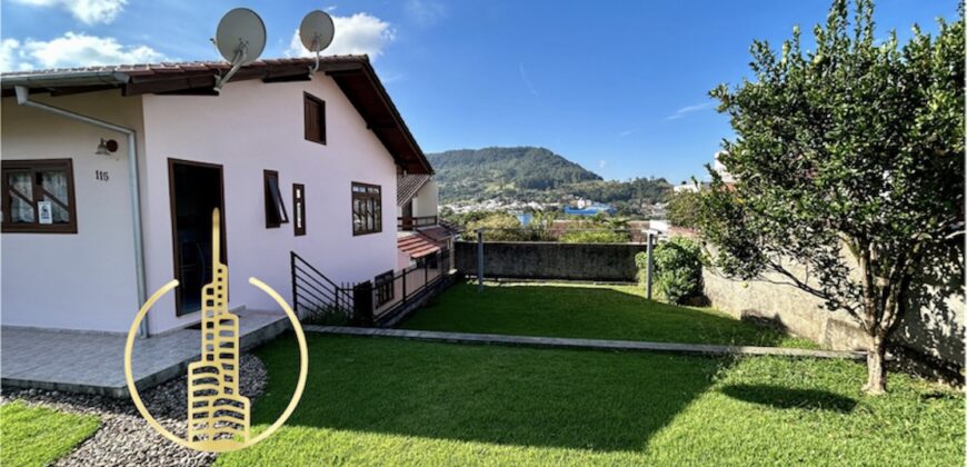 Casa 03 dormitórios