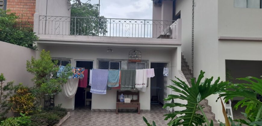 Casa 03 dormitórios – Jd. América