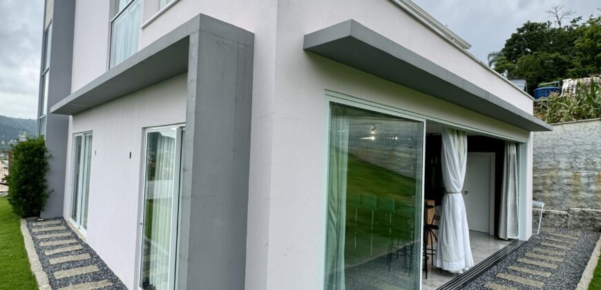 Casa Alto Padrão