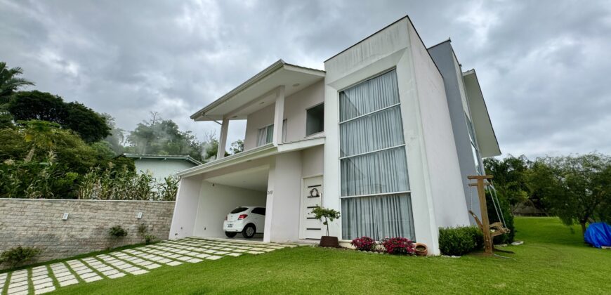 Casa Alto Padrão