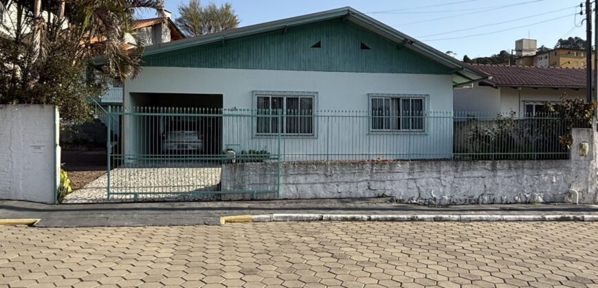 Casa 3 dormitórios Casa 3 dormitórios